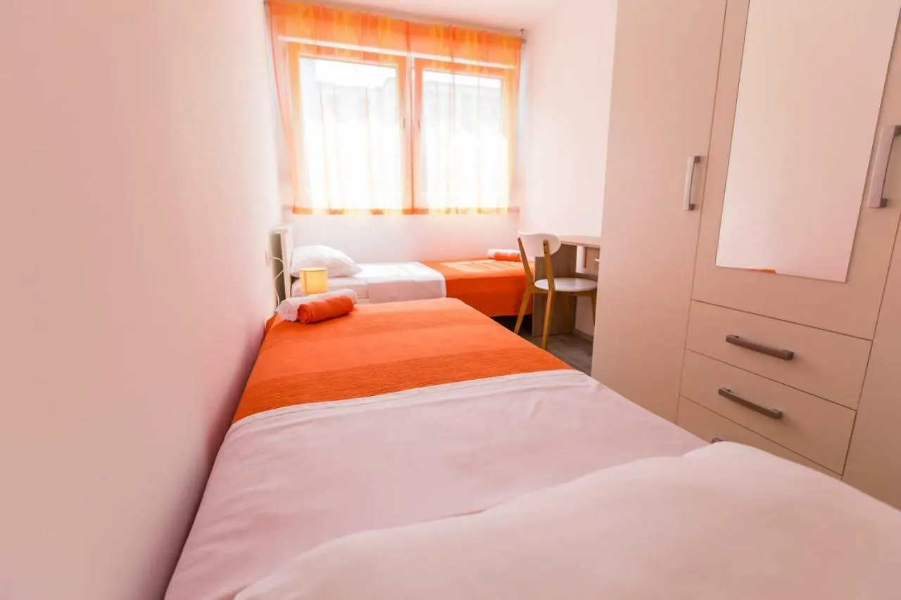 Apartment Amelia Pula